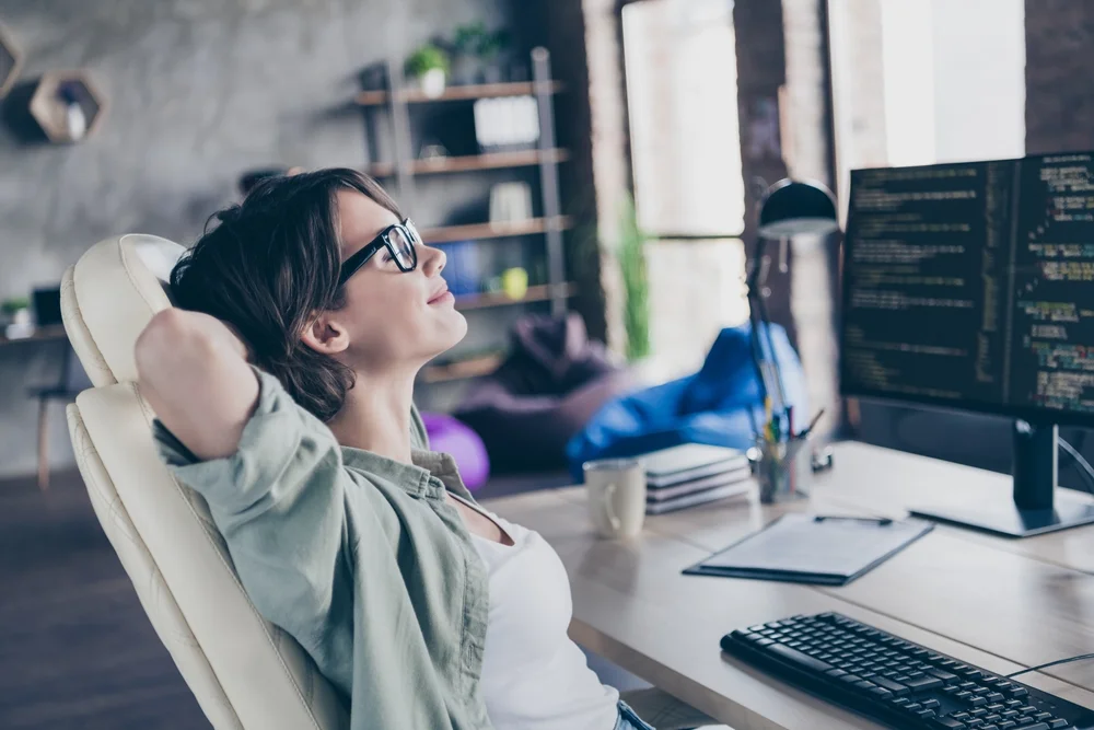 ¿CÓMO GENERAR INGRESOS ESTABLES CON TRABAJO FREELANCE EN 2025?